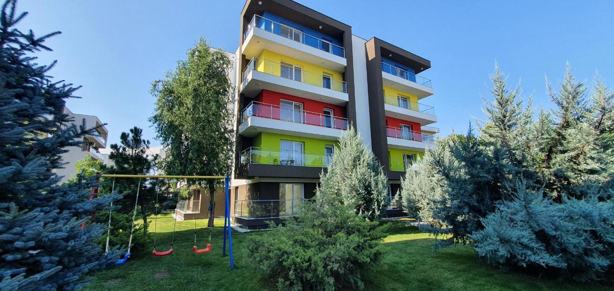 Airport Residence Отопени Экстерьер фото