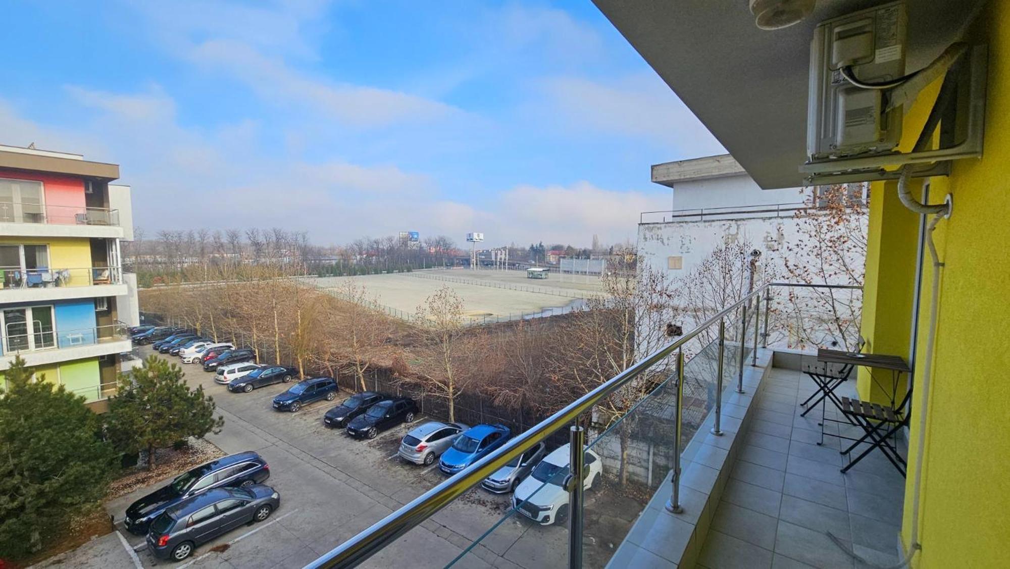 Airport Residence Отопени Экстерьер фото