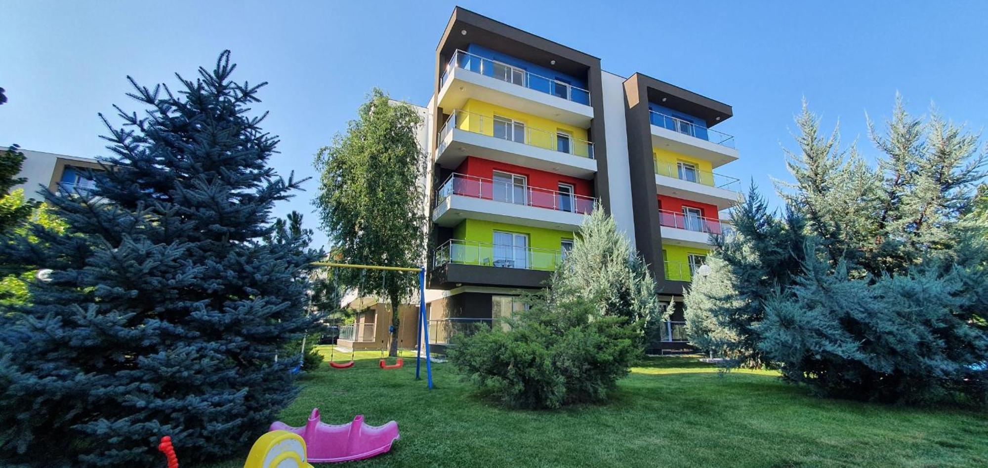 Airport Residence Отопени Экстерьер фото
