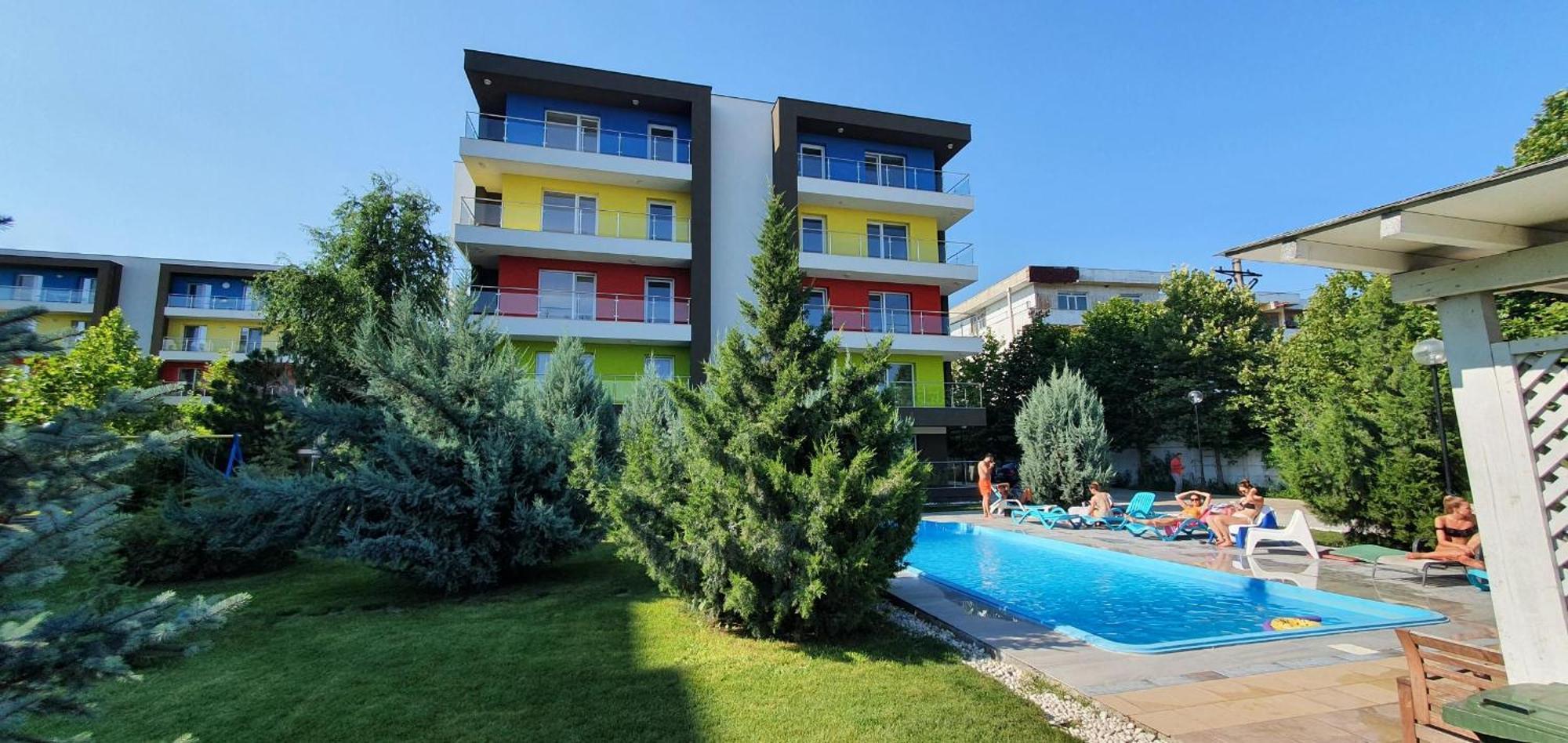 Airport Residence Отопени Экстерьер фото